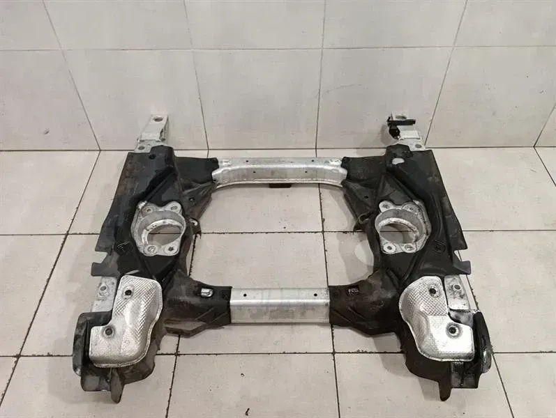 Mercedes CL W217 Beam Subframe Front A2176200188 Front Axle Carrier