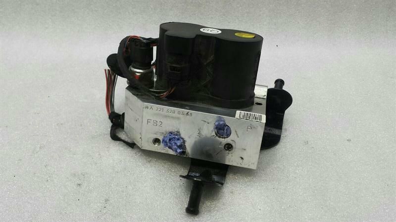 Mercedes CL W216 Rear ABC Hydraulic Valve A2213200358 Hydraulic Valve