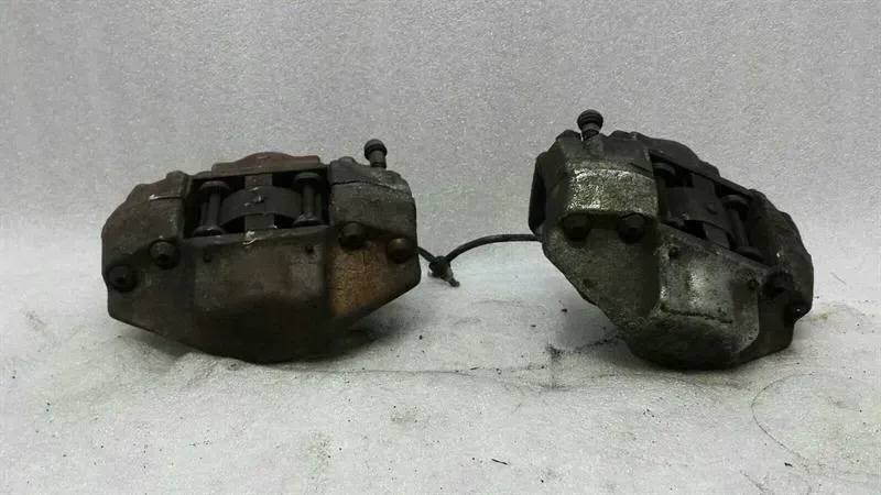 ORIGINAL PORSCHE 911F 911G TURBO 3.0 BRAKE CALIPER SET FRONT FRONT
