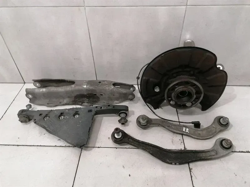 Mercedes S W222 Right Rear Hub Set A2223501041 Wheel Bearing Housing Rear Right