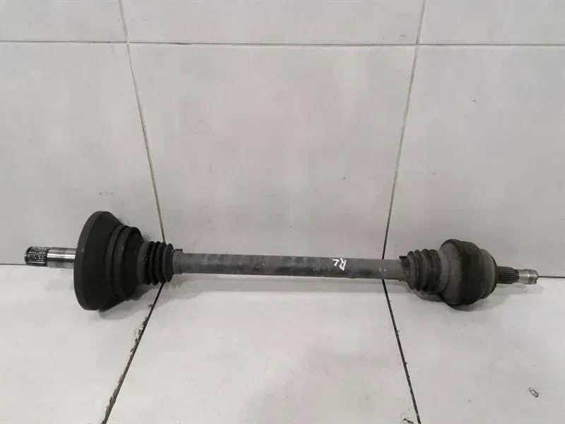 Mercedes S-Class W222 Left Rear Drive Shaft A2223508002 Drive Shaft Rear Li