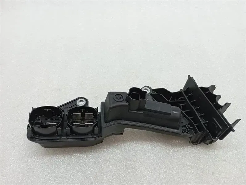 BMW 4 M4 G82 G22 Fuse Box 6842529 Fuse Box