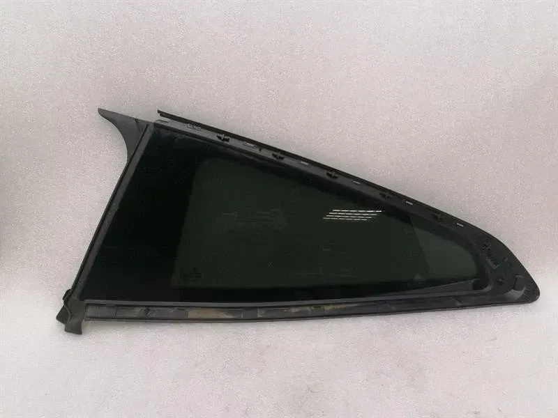 BMW 4 M4 G82 G22 Left Rear 1/4 Glass 7482715 Door Window 1/4 Rear LH