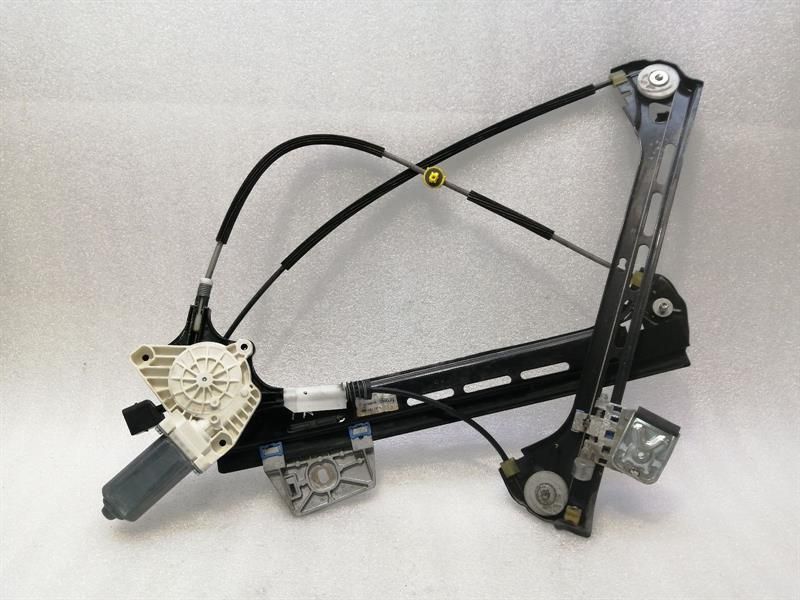 Mercedes E Class W207 Right Front Door Winder A2077200446 Window Regulator Front RE