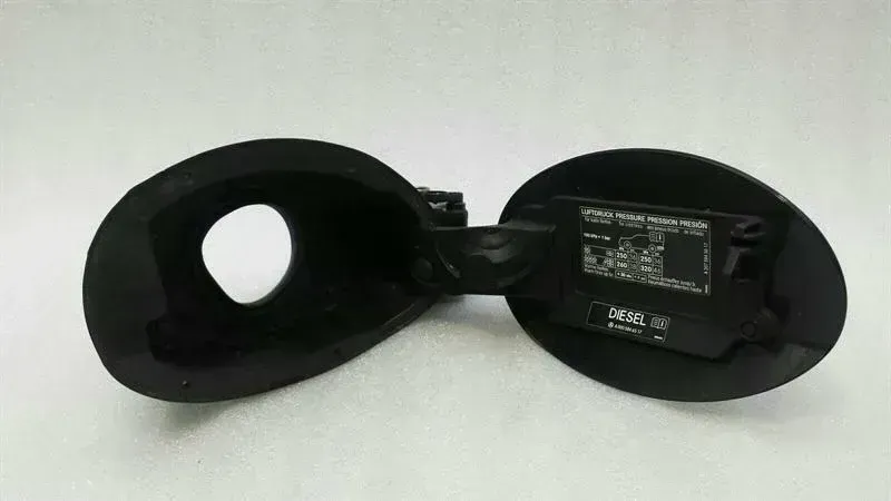 Mercedes E Class W207 Fuel Cap A2076300167 Diesel Fuel Flap