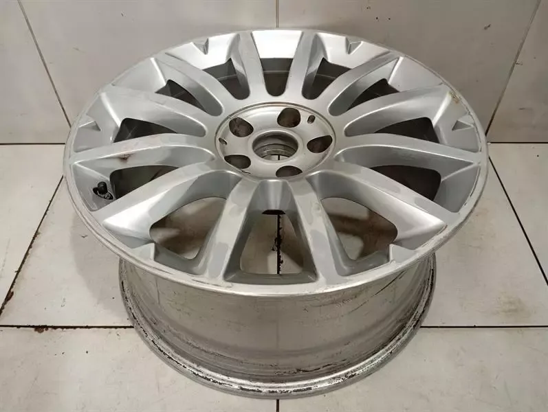 Maserati Ghibli Lättmetallfälgar 670019917 Lättmetallfälgar 8.5JX18 ET33.7