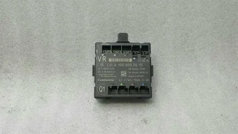 Mercedes GL X166 front right door module A1669000015 door control unit front RE