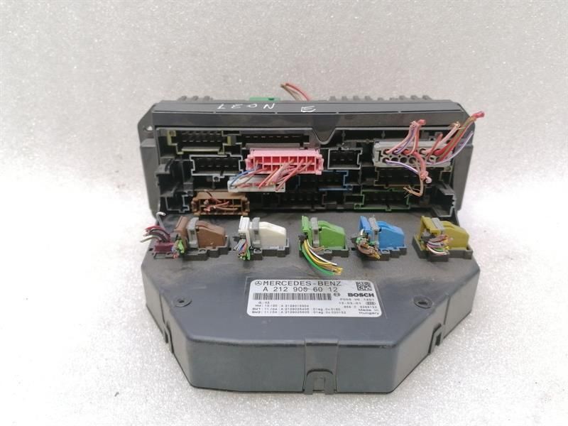 Mercedes E Class W207 SAM Fuse Box A2129006012 Fuse Box