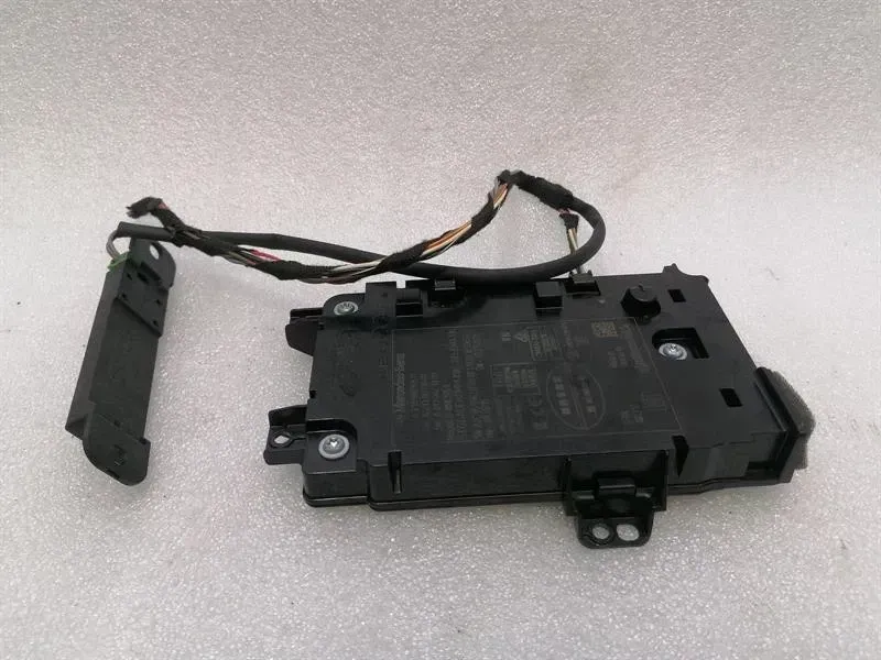 MERCEDES E CLASS W238 ELECTRONIC MODULE A2139006911 CONTROL UNIT WIRELESS CHARGER