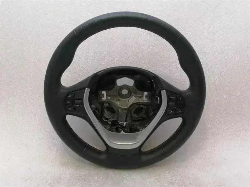 BMW M4 F82 Steering Wheel 62560151D F20 F30 RED STITCH SPORT Steering Wheel