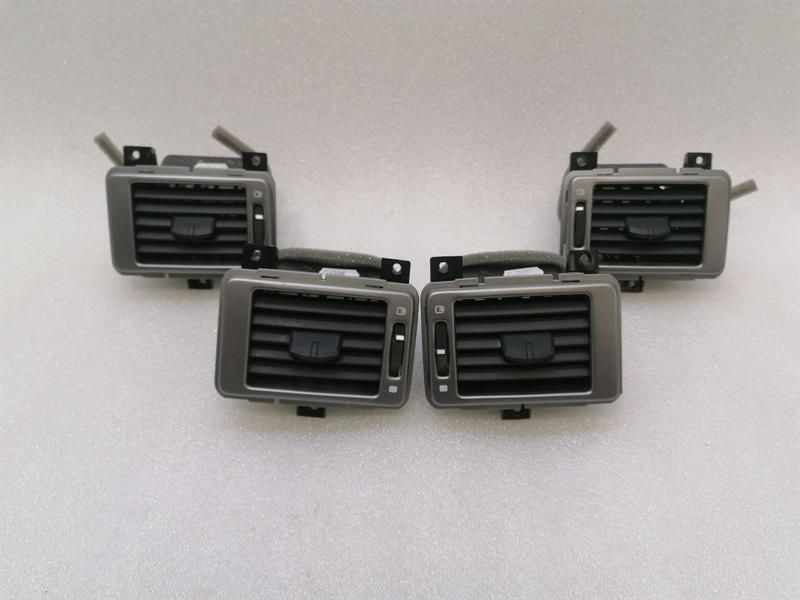 ASTON MARTIN VANTAGE V8 Air Vent 8D33-046B31-BB Vent Nozzle Vent Grid Set