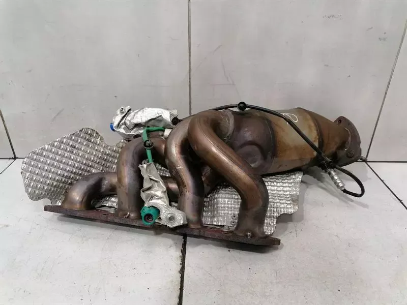 Aston Martin Vantage V8 Exhaust Manifold BG33-5G236-GC Exhaust Manifold RIGHT 4.7