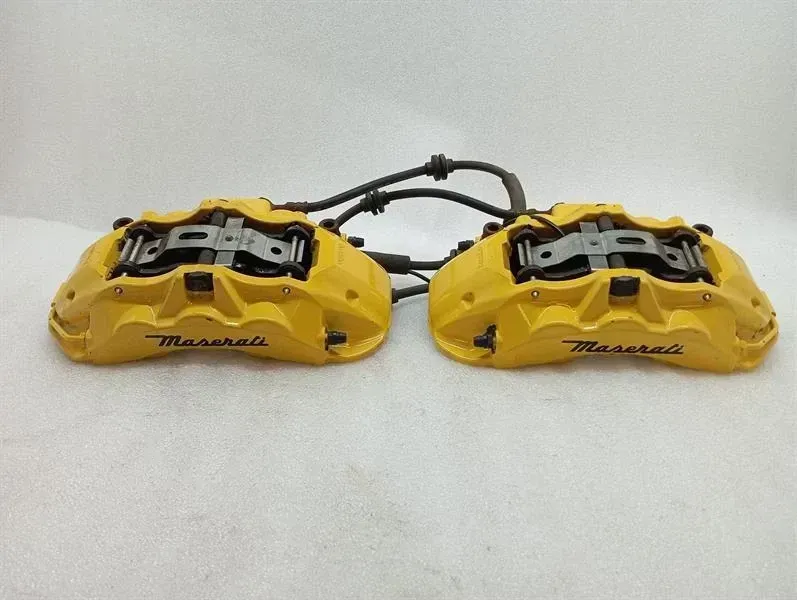 Maserati Granturismo M145 Front Brake Caliper 82102501 Front Brake Caliper Set