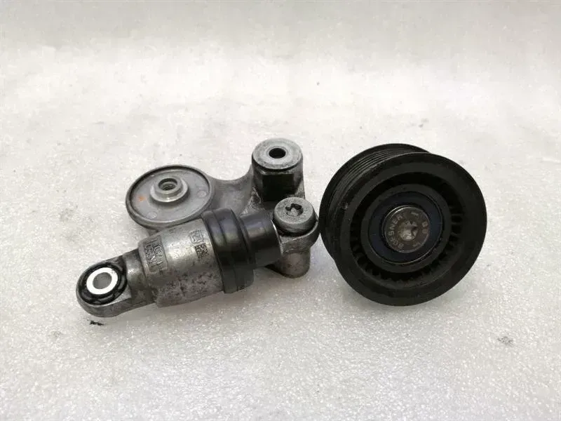 Porsche Panamera 970 Turbo V8 4.8 Belt Tensioner 94810236123 Tensioner Pulley