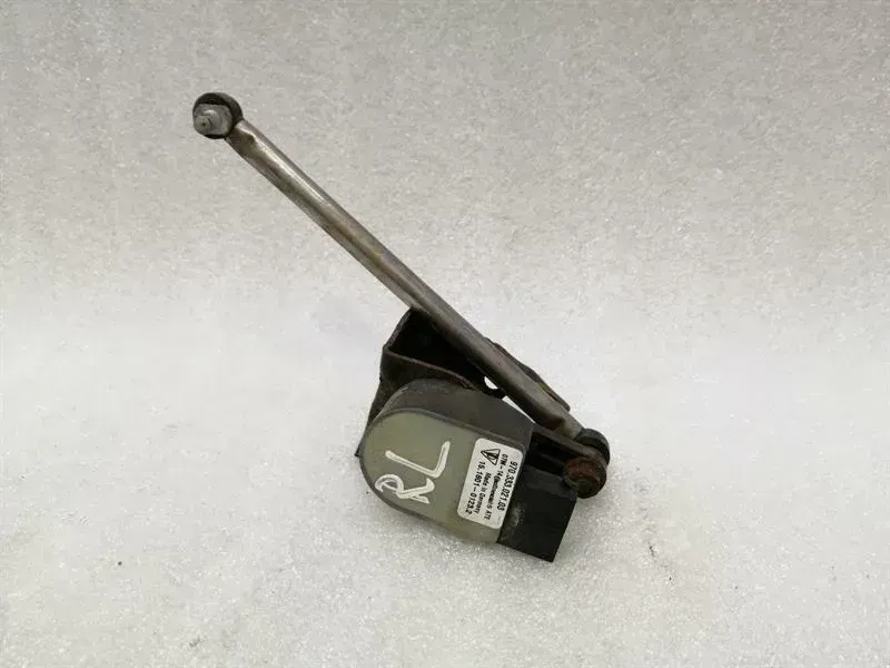 Porsche Panamera 970 Left Rear Xenon Level Sensor 97033302103 Level Sensor