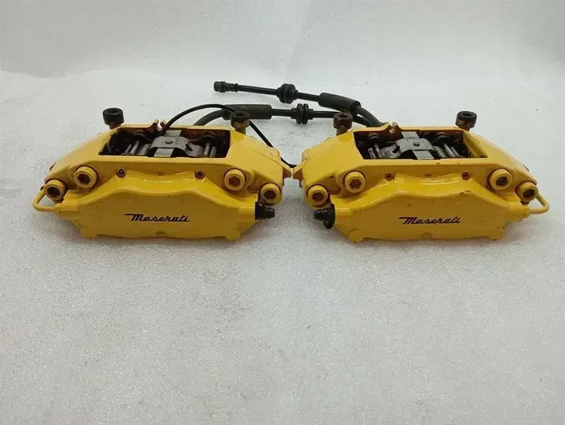 Maserati Granturismo M145 brake caliper 8210701 rear brake caliper Brembo