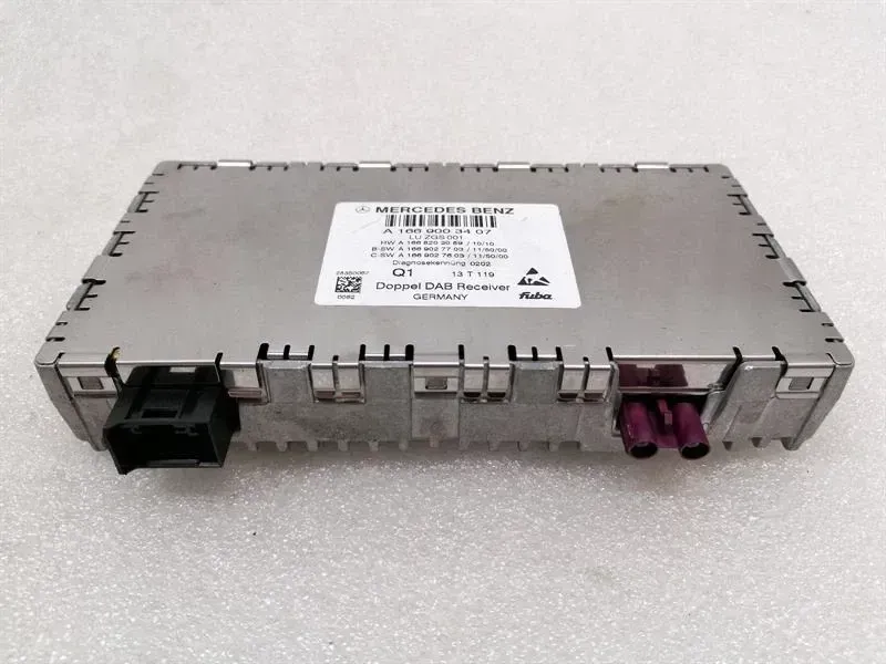 Mercedes SL R231 electronic module DAB TUNER A1669003407 control unit tuner