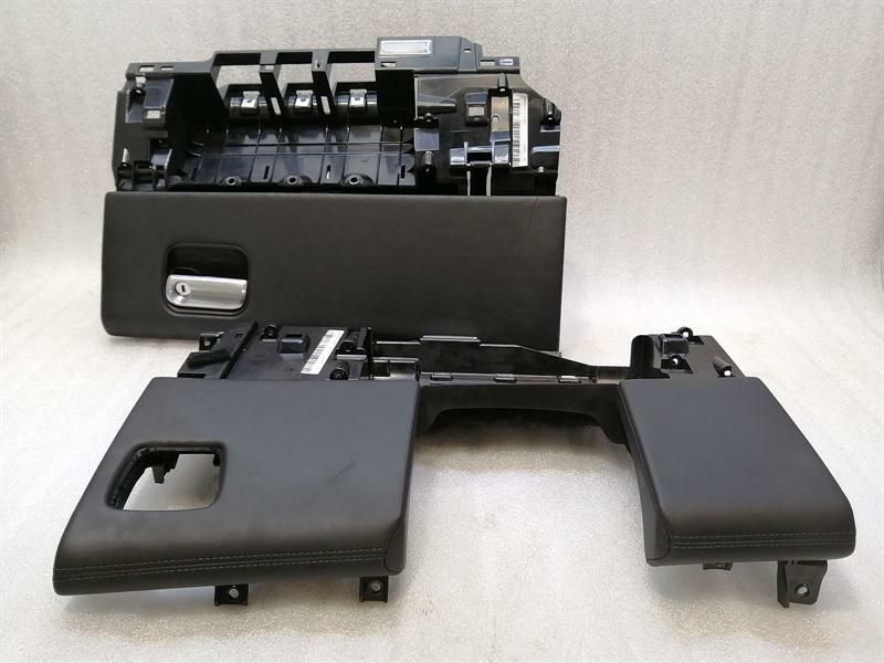 Porsche Panamera 970 RHD Leather Glovebox + Knee Cover 97055220309 Glove Tray