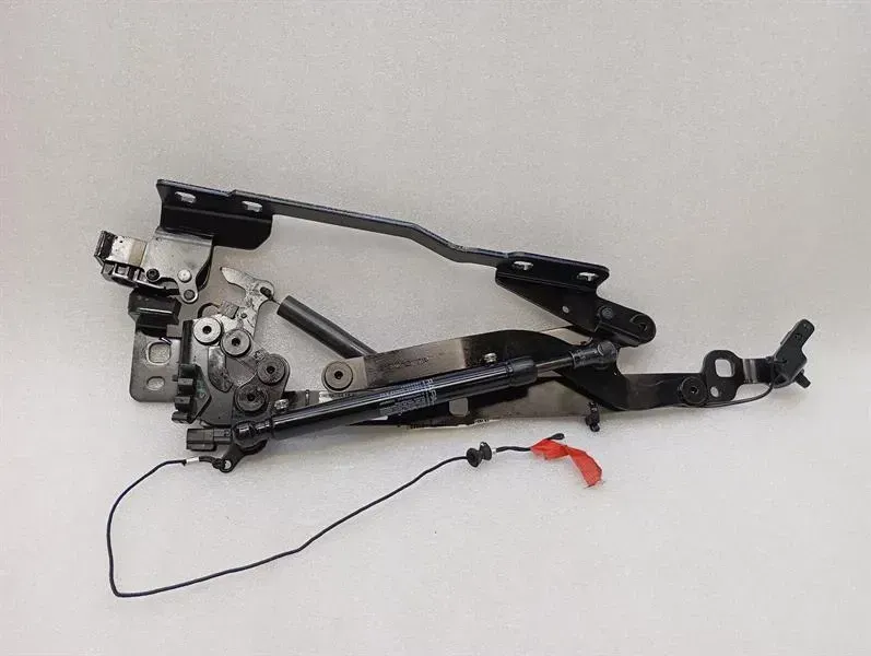 Ferrari 458 F142 Spider Roof Right Hinge RHS 839777 Roof Hinge Right