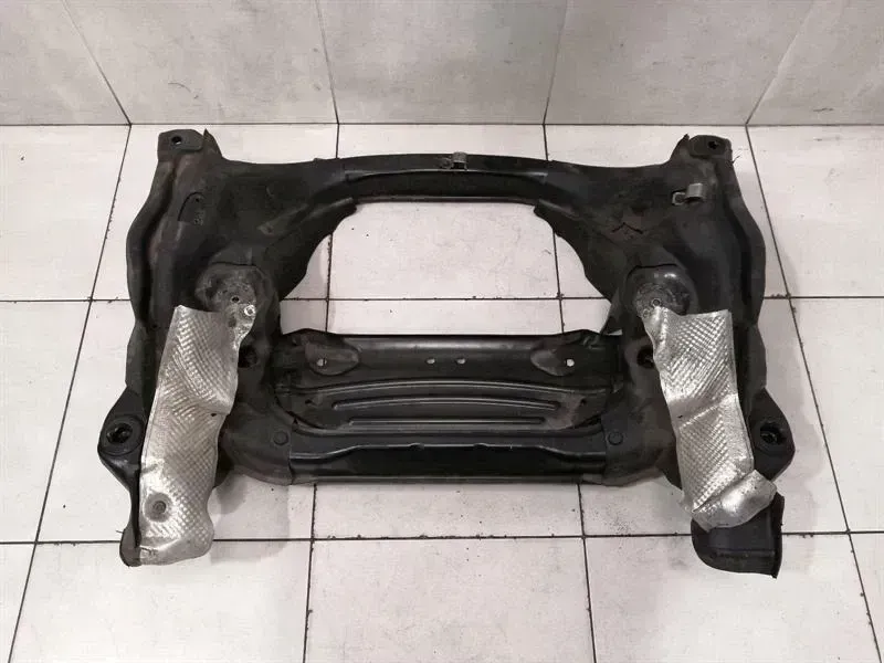 Mercedes S-Class W221 Beam Subframe Front A2216200287 Front Axle Carrier