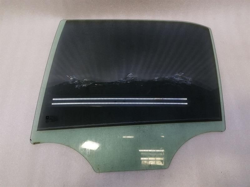 Cadillac STS-V STS LC3 left rear door glass 25715108 door window rear left