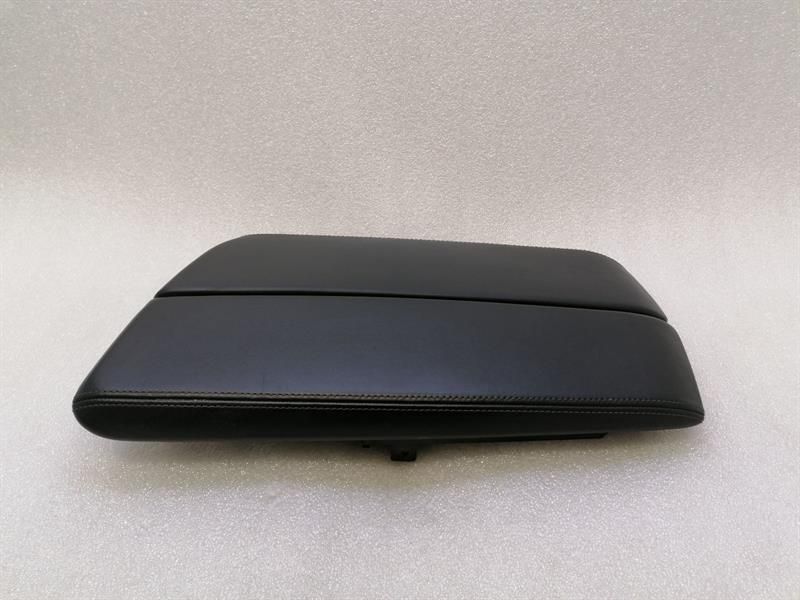 BMW 5 Series F90 G30 M5 Armrest RHD Merino/Black Leather