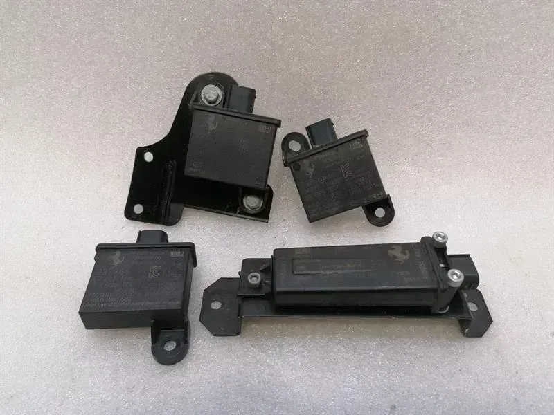 Ferrari 458 F142 Spider Electronic Module 237966 TPMS Control Unit