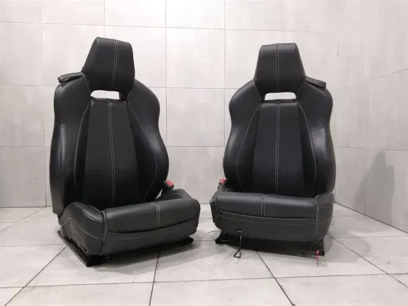 ASTON MARTIN VANTAGE V8 SPORT SEATS LEATHER SEATS BLACK V8 seats