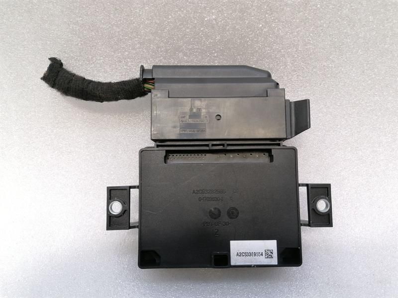 Audi RS5 8T Park Brake Module 8K0907801H ECU Parking Brake