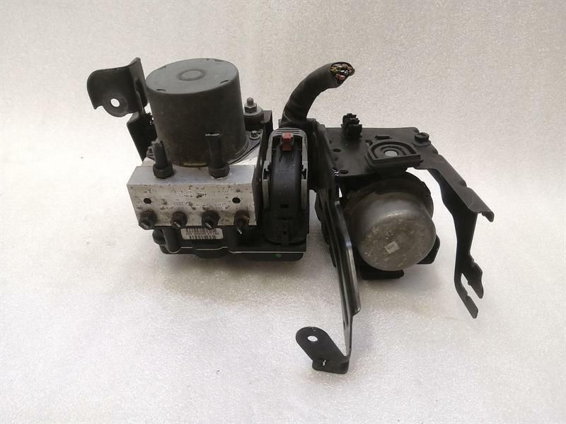 Audi RS4 8E B7 A.B.S pump 8E0614517BE ABS pump hydraulic block