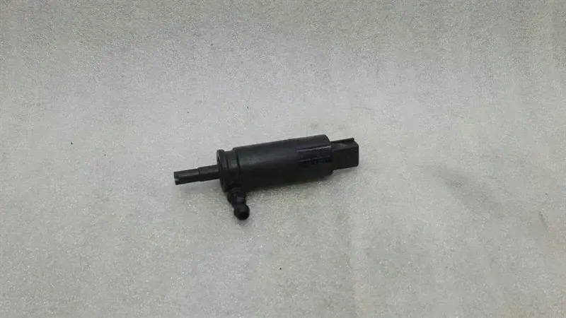 BMW 3 Series E92 E87 E64 E61 Washer Fluid Pump 6973097 Washer Water Pump