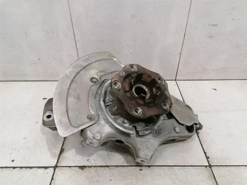 Porsche Cayman 718 GT4 Left Rear Hub 982505435D Wheel Bearing Housing Rear Left