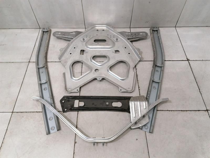 Porsche Cayman 718 GT4 Holder Bracket 98133126113 GT4 Holder Carrier