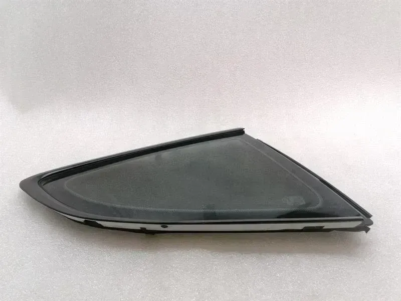 Porsche Cayman 718 Right Rear Quarter Glass 98154311212 Door Glass 1/4 Rear Re
