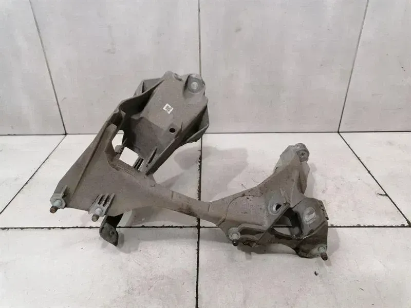 Porsche Cayman 718 Subframe Rear Right 98133105206 Axle Frame Rear Axle Right