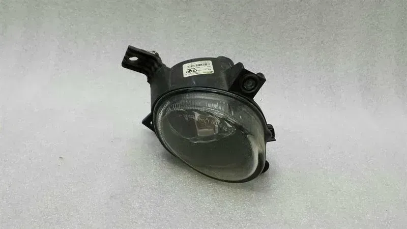 Audi S3 8V Right Front Foglamp 8E0941700C Fog Lights Right