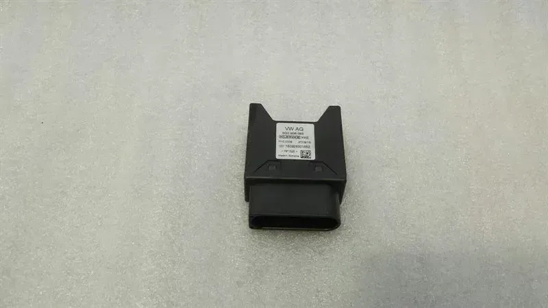 Audi S3 8V fuel pump module 5Q0906093 control unit fuel pump