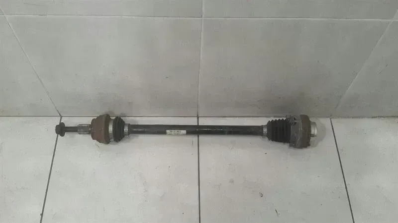 Audi S3 8V drive shaft rear right 5Q0501204A rear right drive shaft RRH