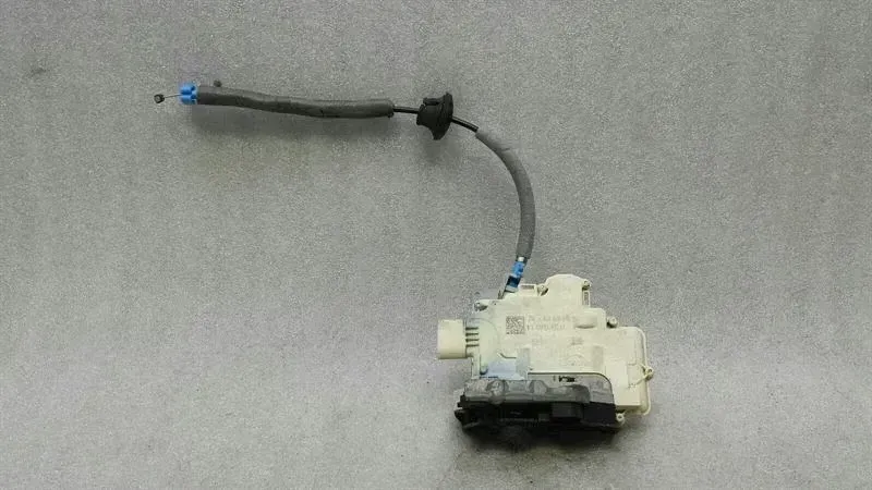 Audi S3 8V rear left door lock 4G0839015C door lock rear left