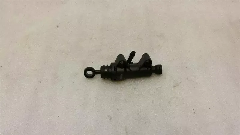 Mini Cooper F56 Clutch Master Cylinder 6854659 Clutch Cylinder Master Cylinder