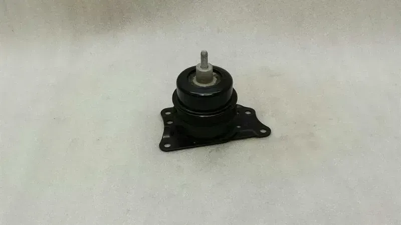 Audi A1 8X Right Engine Mount 6R0199167Q Motor Holder Right 1.4 TFSI