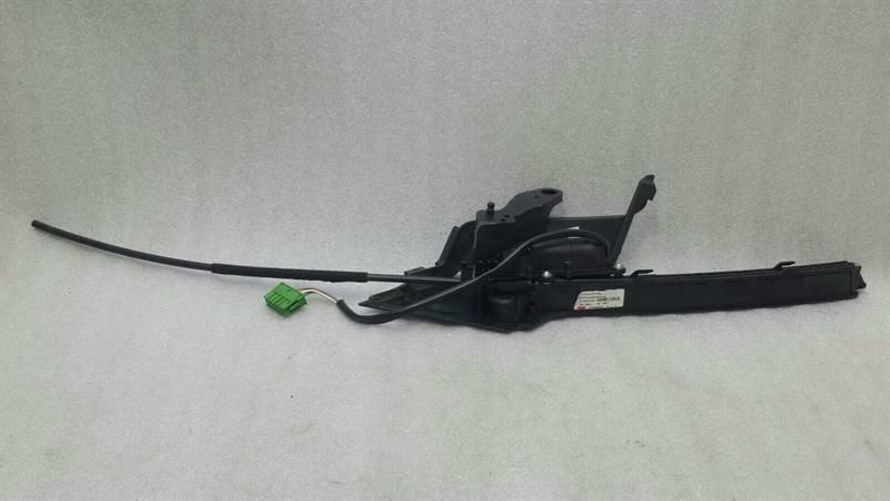 Mercedes E Class W213 Left Roller Blind Adjustment A2138152900 Drive Rear Roller Blind Left