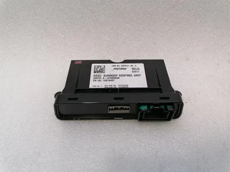 Tesla Model S 75 Electronic Module 1007512-00-C Controller Sunroof
