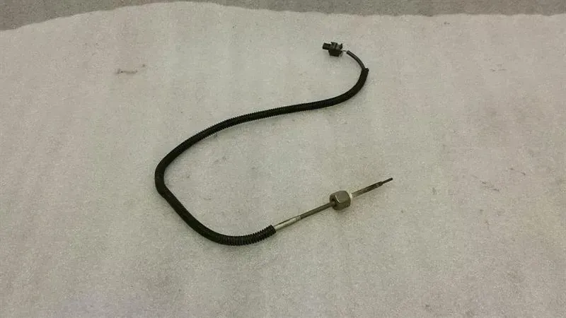 Mercedes C Class W205 Lambda Sensor A0009058705 Oxygen Sensor Temperature OM651