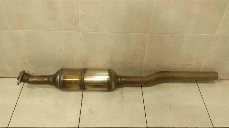 BMW X1 F48 Catalytic Convertor 9470680 Catalytic Converter DPF Particulate Filter B38C