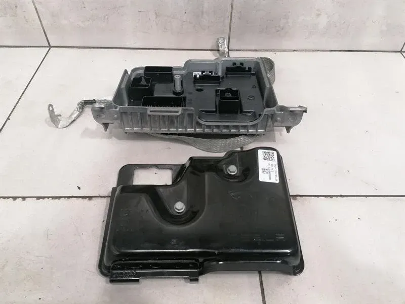 Tesla Model 3 Long Range Electronic Module 1583991-01-C Controller BCM