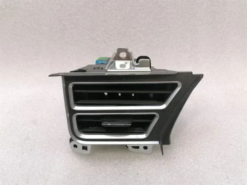 TESLA MODEL X 75D Center Right Air vent 1023270-00-C RHD RIGHT HAND DRIVE