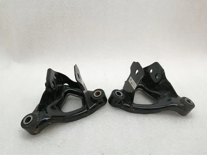 TESLA MODEL 3 LONG RANGE ENGINE MOUNT KIT 1110232-00-C Motor Mount SET
