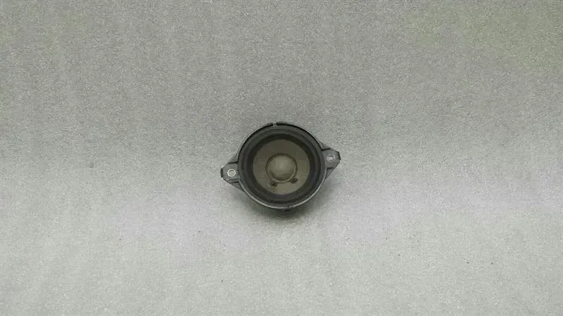 Audi A1 8X Speaker 8X0035416A Speaker BOSE