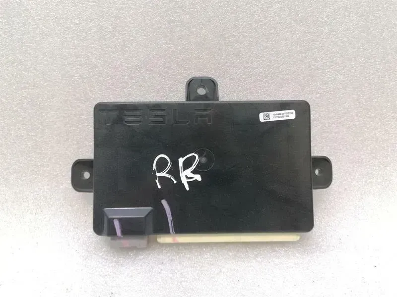 Tesla Model X Rear Right Door Module 1045490-00-F Rear Right Door Control Unit
